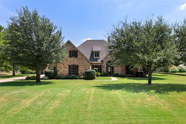 125 Silver Rose Blvd, Burleson, TX 76028