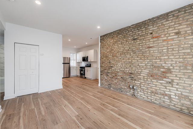 2101 N  Hamlin Ave #1F, Chicago, IL 60647
