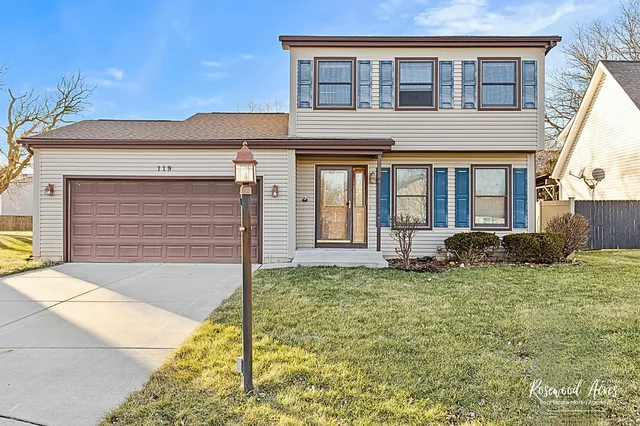 119 Abbeywood Cir, Streamwood, IL 60107