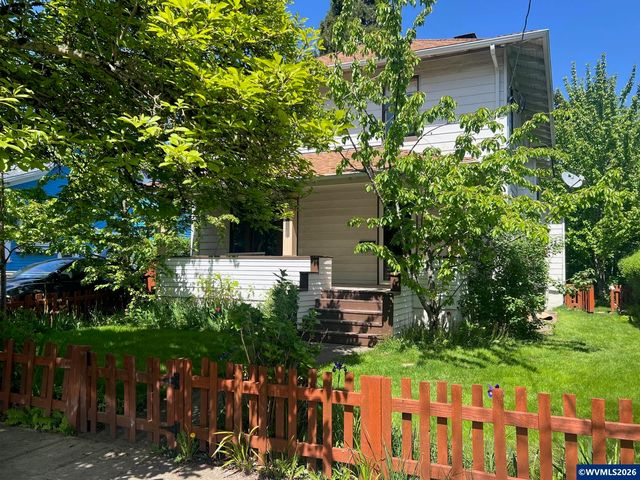 1725 Court St NE, Salem, OR 97301
