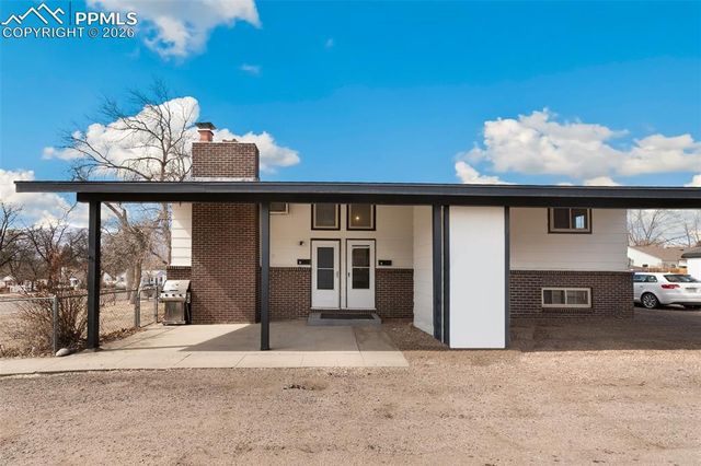 1512 E  Monument St, Colorado Springs, CO 80909