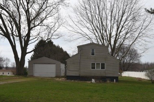 2778 Raber Rd, Uniontown, OH 44685