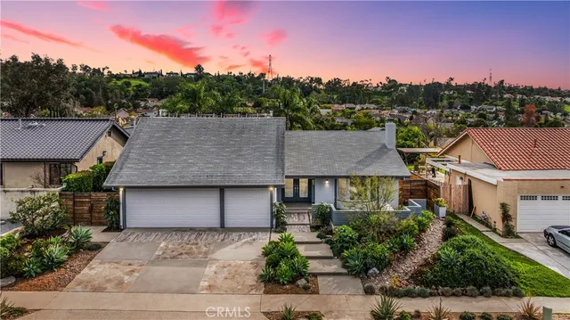 25242 Mawson Dr, Laguna Hills, CA 92653