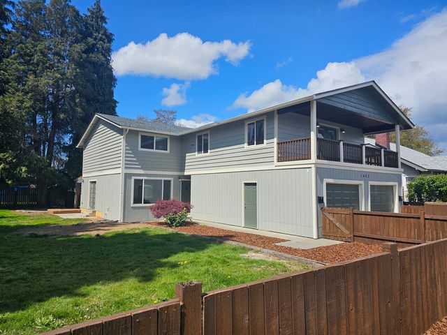 1403 S  8th Ave #2, Kelso, WA 98626
