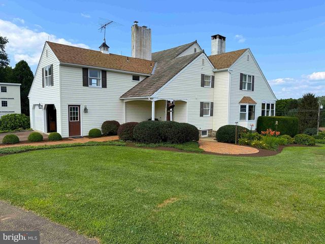 574 Cinder Rd, New Providence, PA 17560