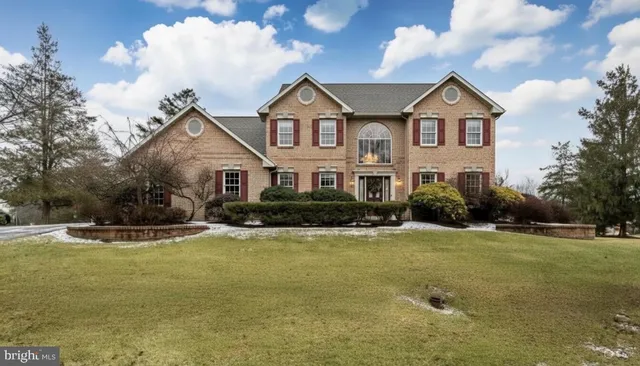 11 Mulligan Dr, Reading, PA 19606