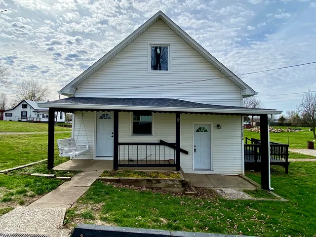 11264 S  Main St, Flat Rock, IN 47234