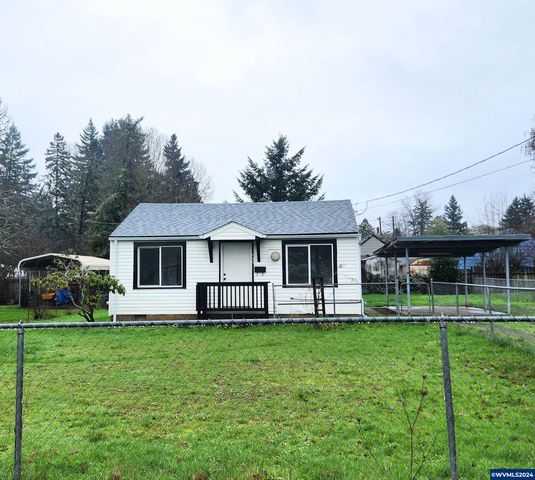 435 10th Ave, Sweet Home, OR 97386