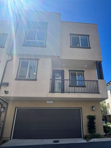 2327 Verano Way, Vista, CA 92081