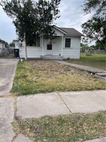 302 Newberry St, Alice, TX 78332