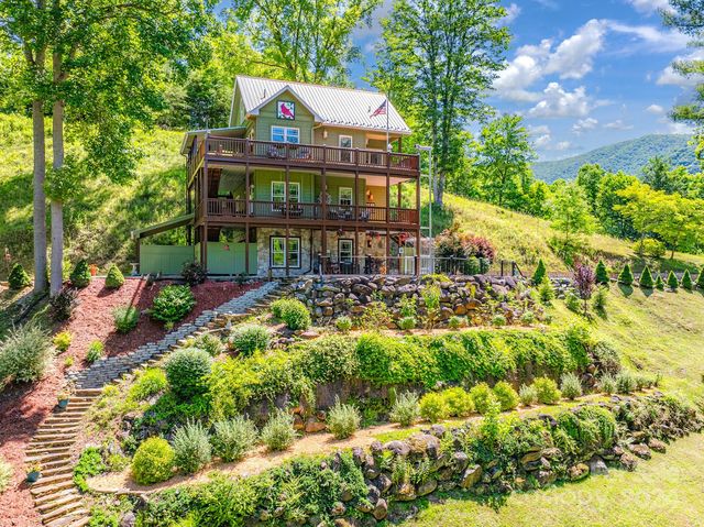 342 Big Rock Creek Dr, Bakersville, NC 28705