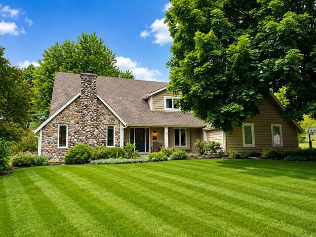 2465 Collins COURT, Brookfield, WI 53045