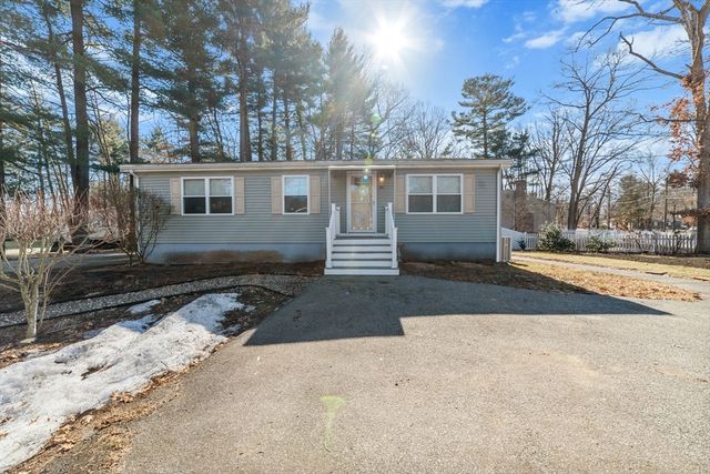 24 Cunningham St, Wilmington, MA 01887