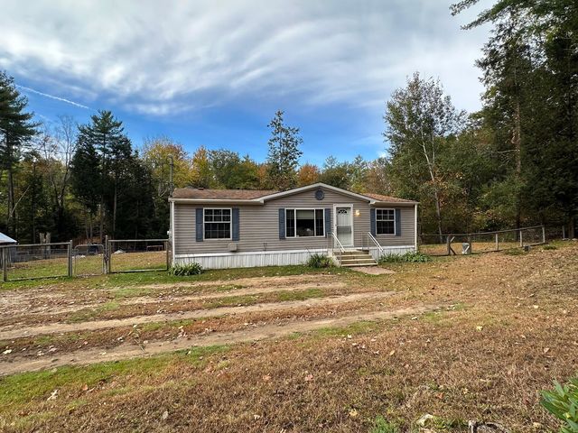 530 Oxbow Road, Hinsdale, NH 03451