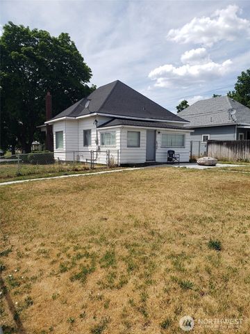 2404 N Wall Street, Spokane, WA 99205