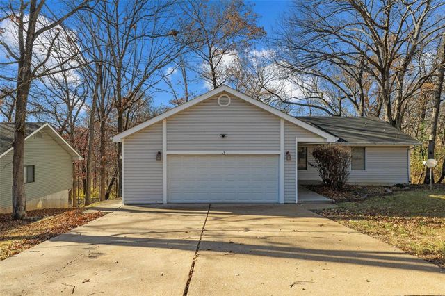3 Hill Dr, Valley Park, MO 63088