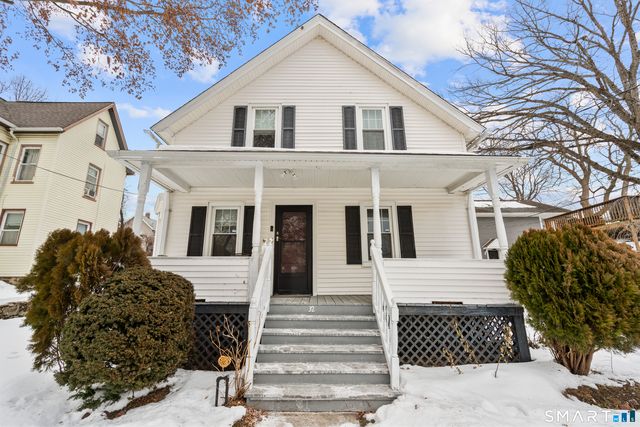 32 Lincoln Avenue, Norwalk, CT 06854