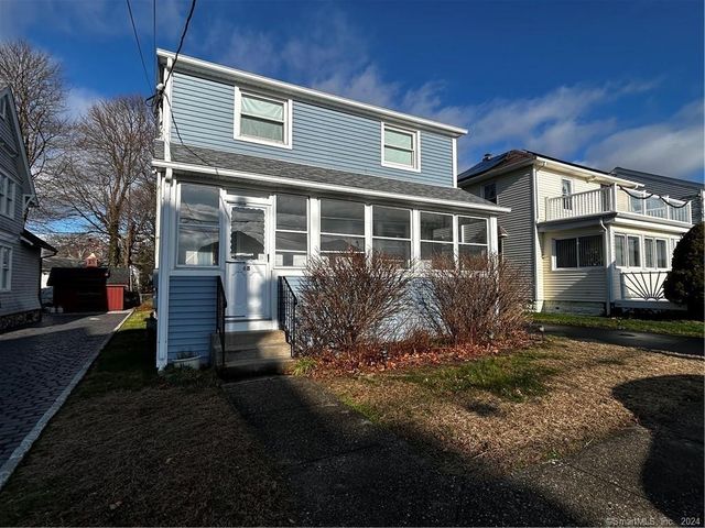 68 Point Beach Dr, Milford, CT 06460