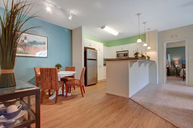 3390 Country Village Rd #5208, Riverside, CA 92509