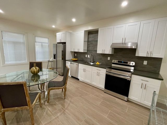 4300 Anza St #2, San Francisco, CA 94121