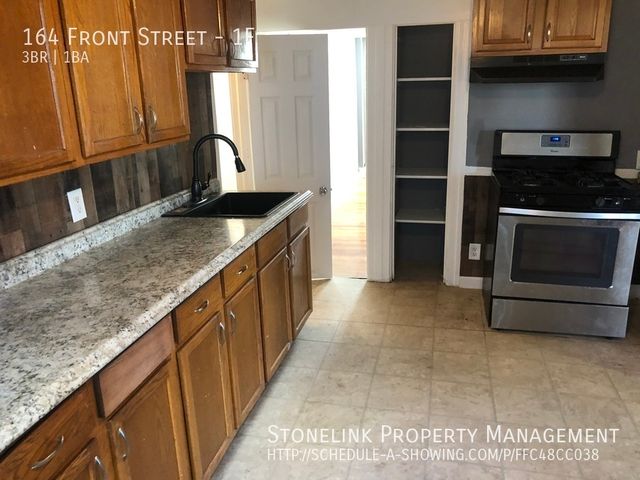 164 Front St   #1F, Woonsocket, RI 02895