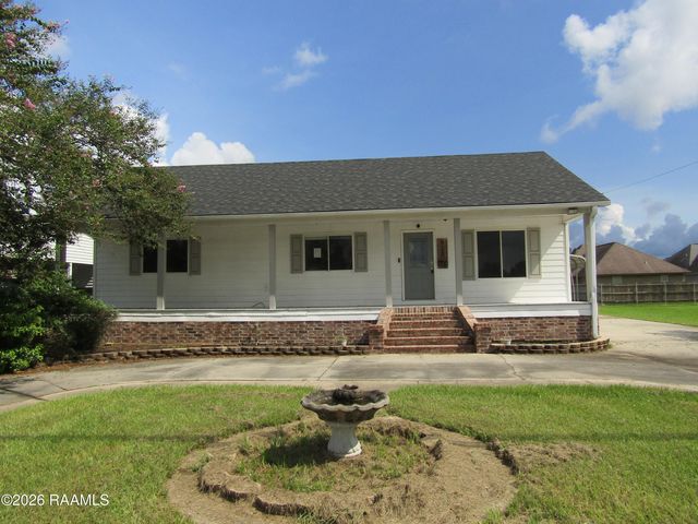 821 E  Santa Clara St, New Iberia, LA 70563