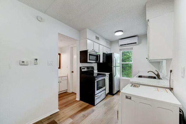 4504 Speedway #782601b9a, Austin, TX 78751