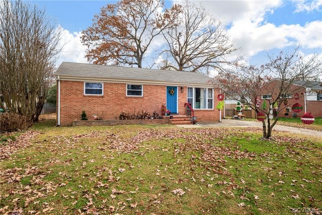 3111 Holly Ave, Colonial Heights, VA 23834