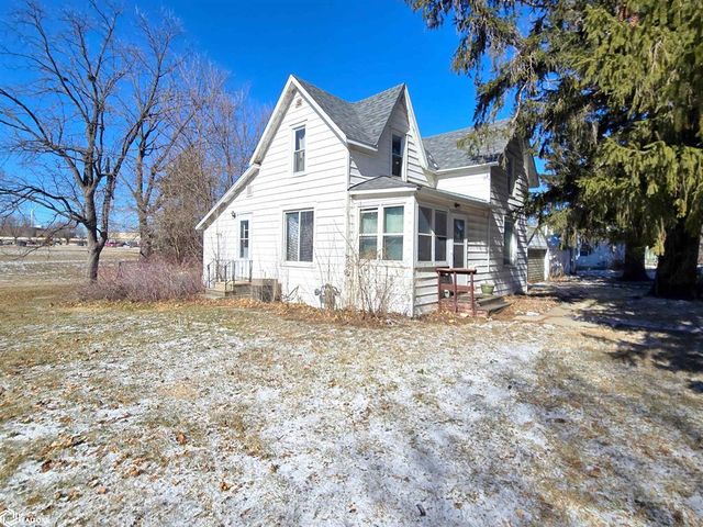 216 N  11th St, Forest City, IA 50436