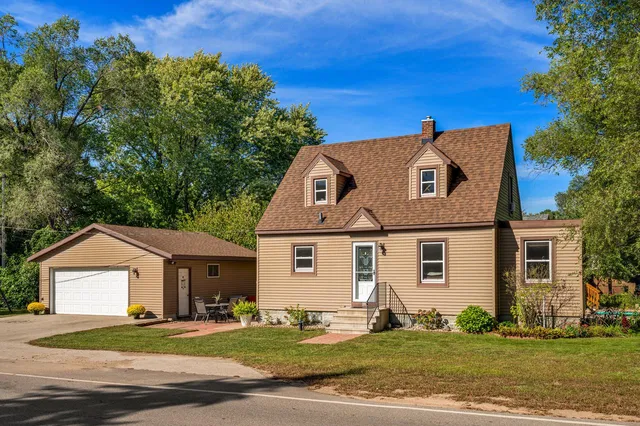 203 Goddard STREET, La Crosse, WI 54603