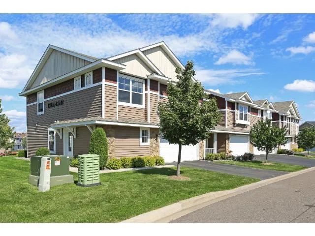15707 60th Ave N, Plymouth, MN 55446