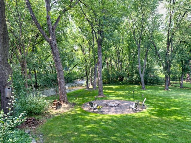 525 Rice Creek Ter NE, Fridley, MN 55432