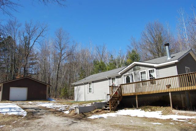 N11490 Nelson ROAD, Wausaukee, WI 54177