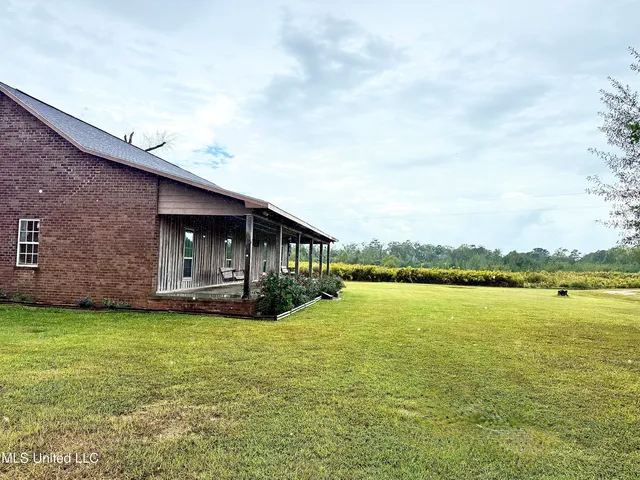 263 J W Daniels Rd, Oak Vale, MS 39656