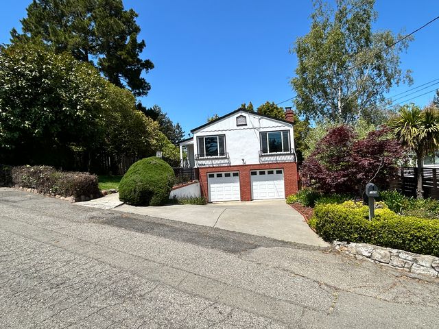 5669 Amy Dr, Oakland, CA 94618