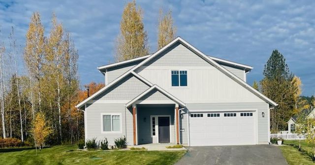 52 Peggys Ct, Dover, ID 83825