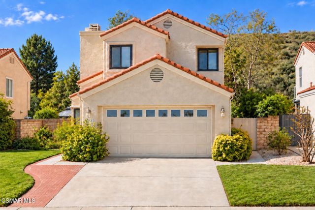6879 Pecan Ave, Moorpark, CA 93021