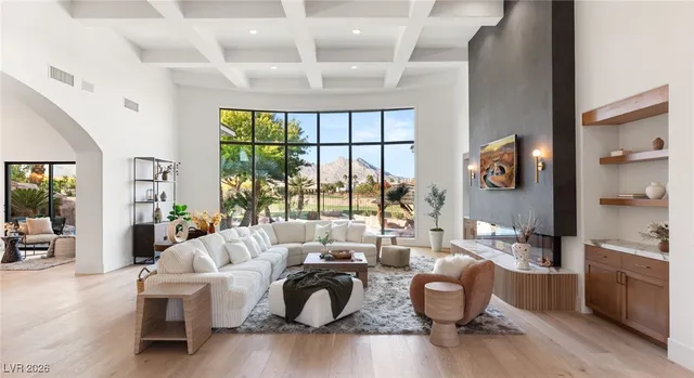10324 Summit Canyon Dr, Las Vegas, NV 89144