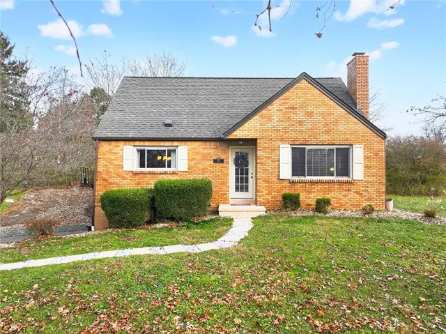 140 McKinney Rd, Wexford, PA 15090