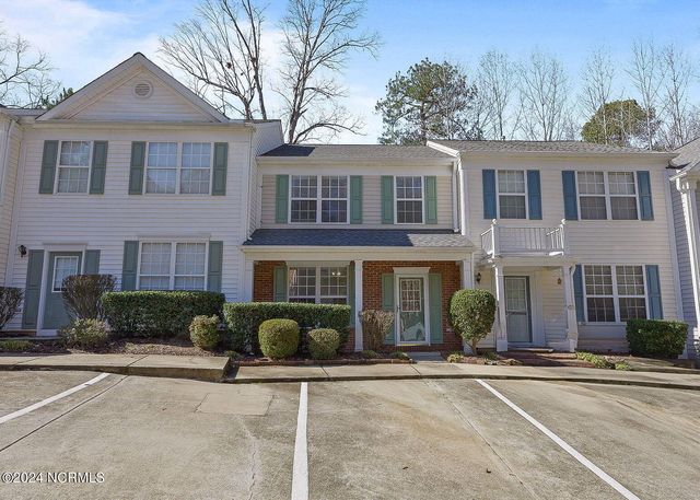 327 Orchard Park Dr, Cary, NC 27513