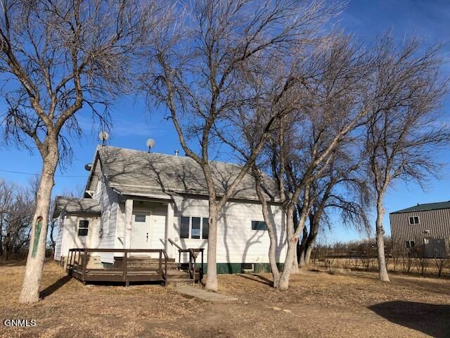 206 W  3rd Ave, Outlook, MT 59252