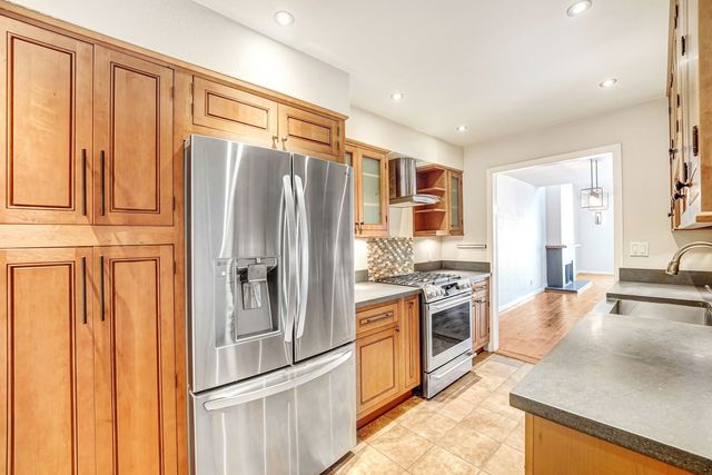 401 E  California Blvd #210, Pasadena, CA 91106