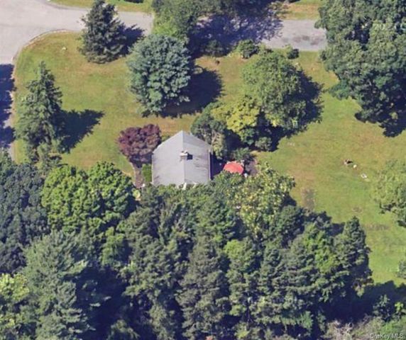 23 East Lane, Spring Valley, NY 10977