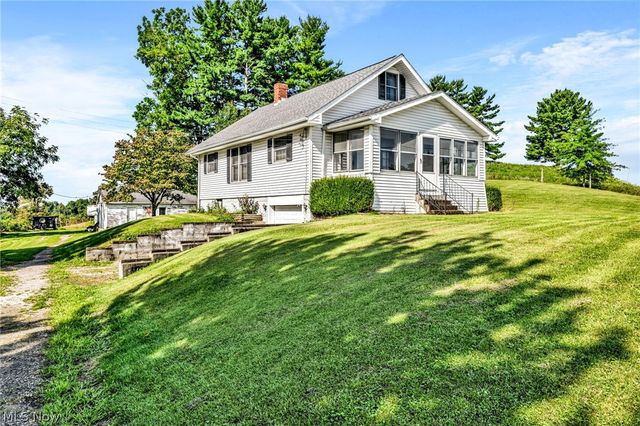 66630 Glencoe Rd, Saint Clairsville, OH 43950