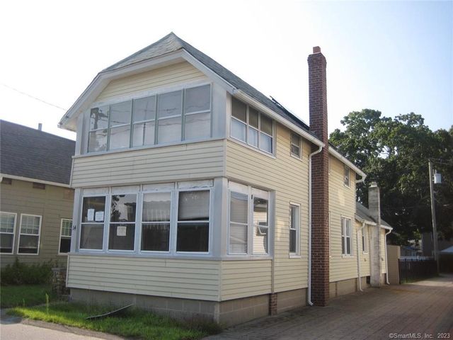 14 South St, Niantic, CT 06357
