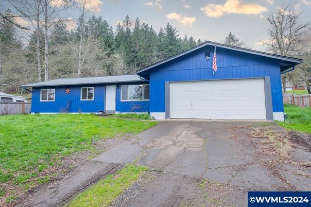 403 Kay Ave, Brownsville, OR 97327