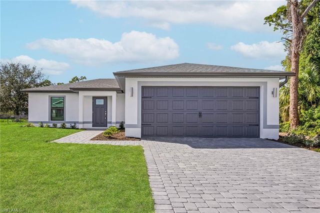 1018 NW 23rd Ter, Cape Coral, FL 33993