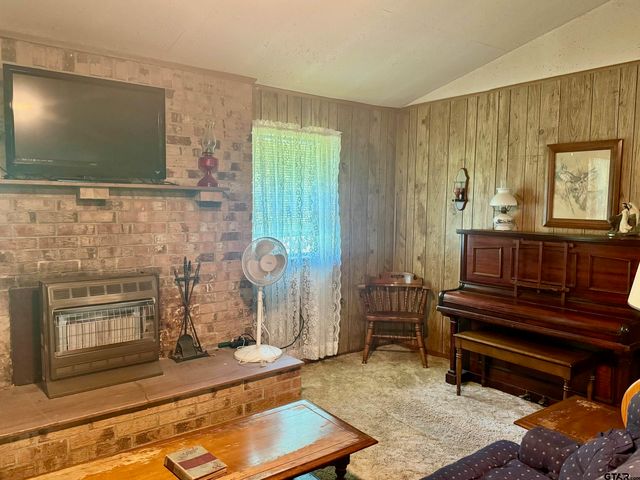 390 Private Road 5200, Ratcliff, TX 75858