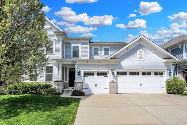7818 Gray Eagle Dr, Zionsville, IN 46077