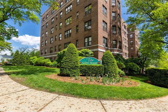 11 Alden Road #6L, Larchmont, NY 10538
